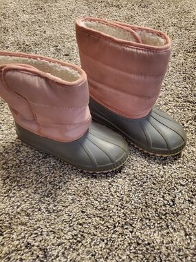 Kids Waterproof Winter Boots - Pink and Gray